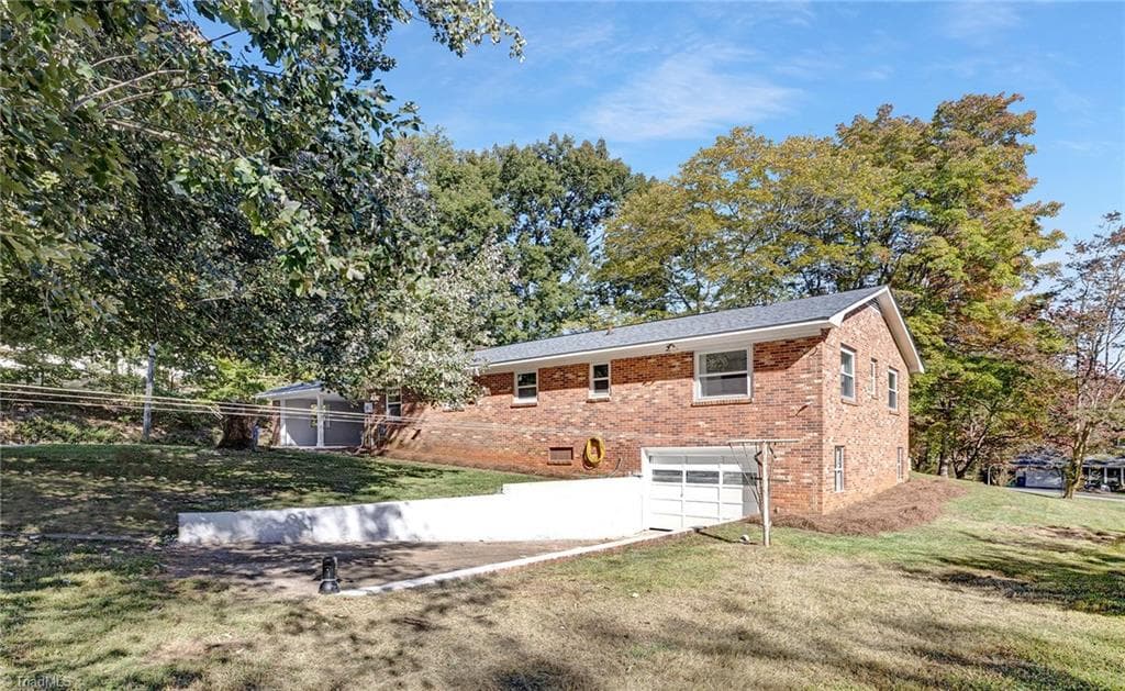 Stick/Site Built at 4420 Chebar Drive, Pfafftown NC 27040, Pfafftown, photo 14 of 24