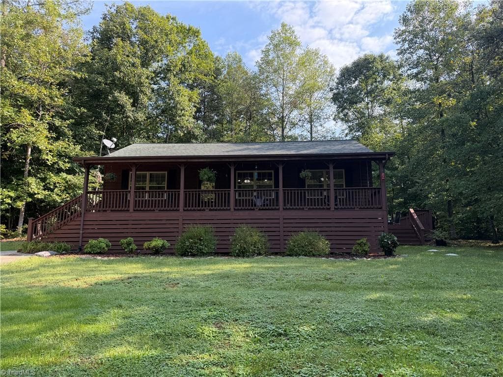 Stick/Site Built at 411 Cabin Cove Lane, Moravian Falls NC 28654, photo 33 of 43