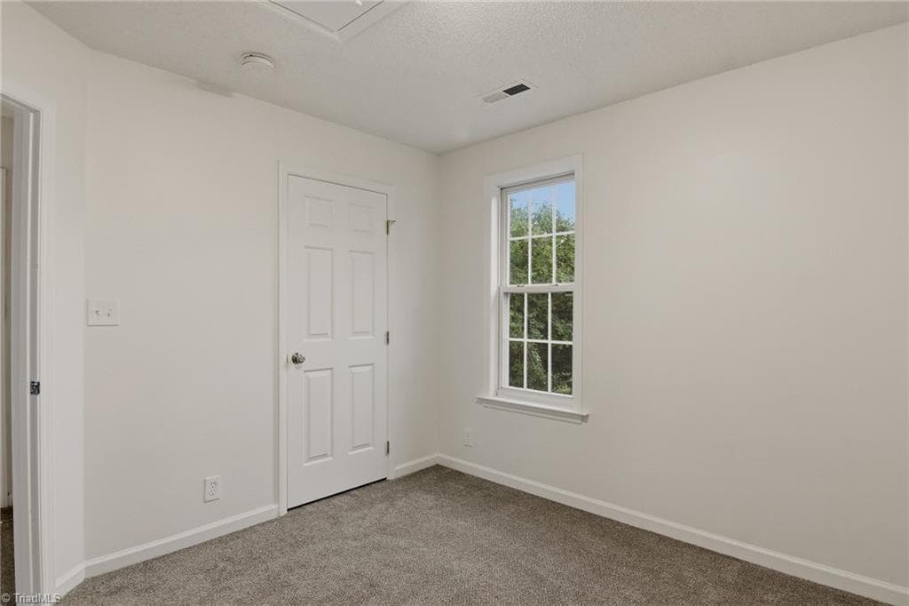 Stick/Site Built at 3311 Sumter Drive, High Point NC 27265, photo 23 of 31