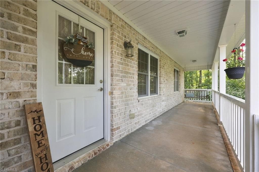 Stick/Site Built at 3315 Windfield Ridge Drive, Burlington NC 27215, Burlington, photo 5 of 92