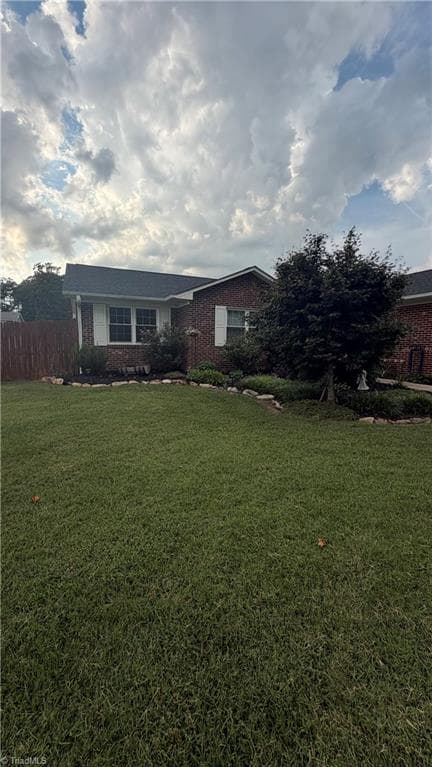 Stick/Site Built at 161 Clearfield Drive, Lexington NC 27295, photo 5 of 28
