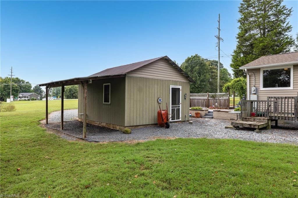 Stick/Site Built at 5944 Ridge Road, Lexington NC 27295, Lexington, photo 29 of 42