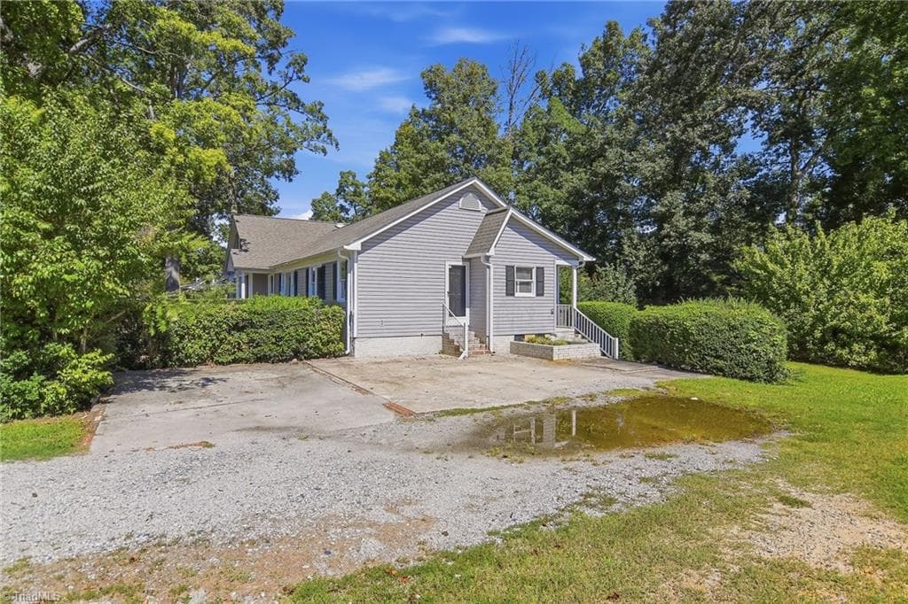 Stick/Site Built at 1233 Guilford College Road, Jamestown NC 27282, Jamestown, photo 25 of 30