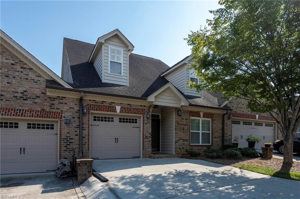 Stick/Site Built at 4855 Sterling Brooke Lane, Winston-Salem NC 27103, Winston-Salem, photo 2 of 49