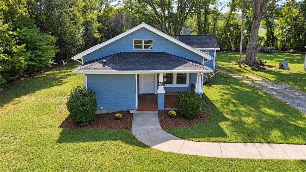 3725 New Walkertown Road, Winston-Salem NC 27105