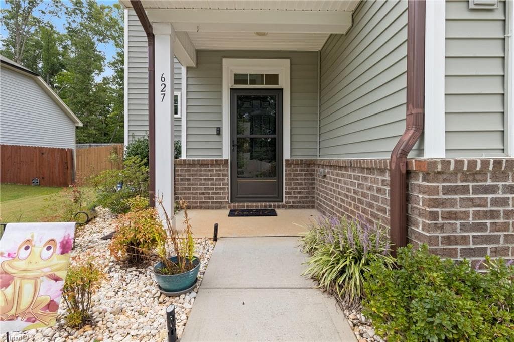 Stick/Site Built at 627 Heartpine Drive # 42, Mebane NC 27302, Mebane, photo 4 of 32