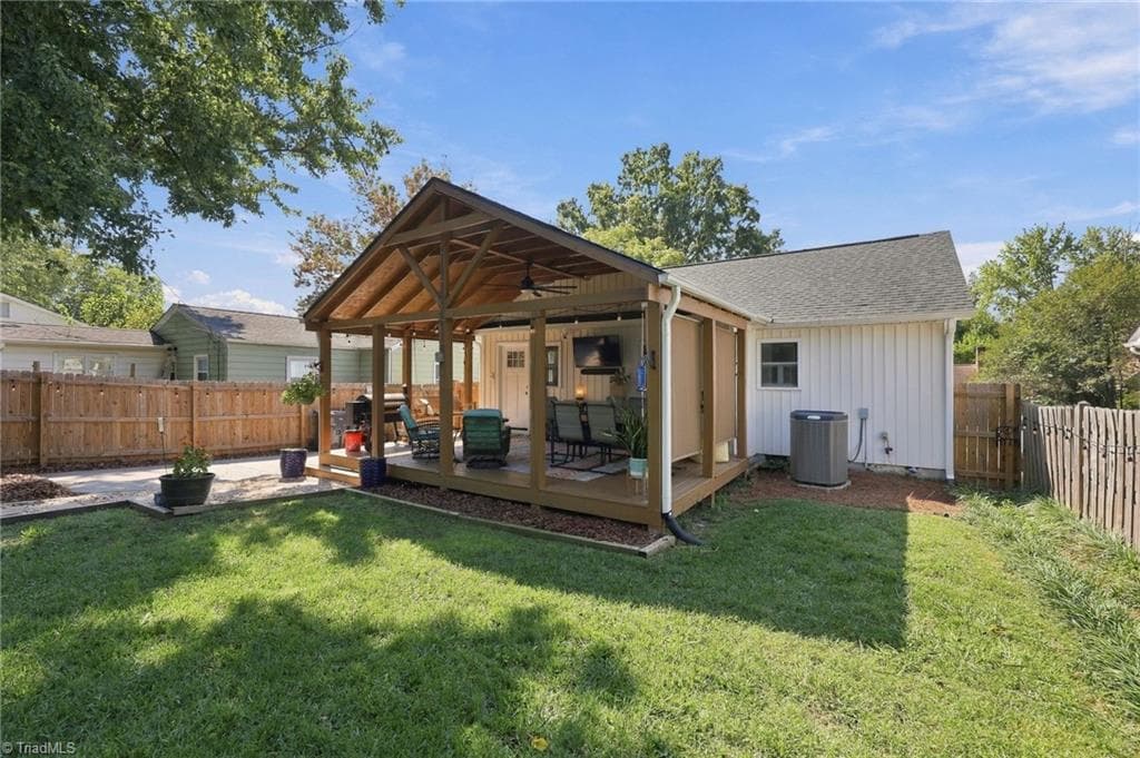 Stick/Site Built at 4236 Harvard Avenue, Greensboro NC 27407, photo 27 of 30