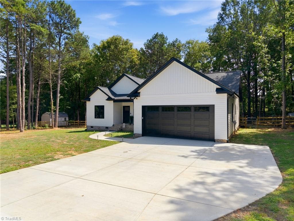 Stick/Site Built at 275 Jacobs Drive, Salisbury NC 28144, Salisbury, photo 2 of 44