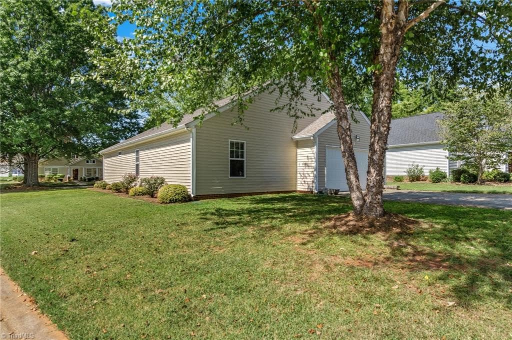Stick/Site Built at 118 Parkview Lane, Bermuda Run NC 27006, Bermuda Run, photo 16 of 24