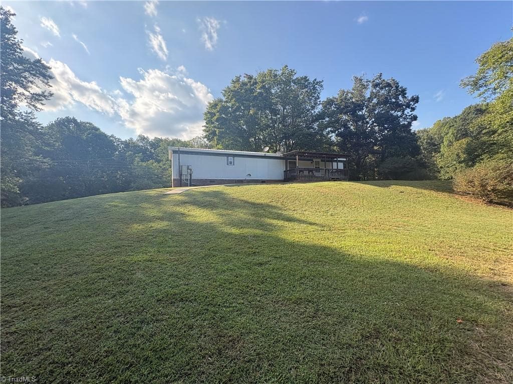329 Graystone Road, Mount Airy NC 27030