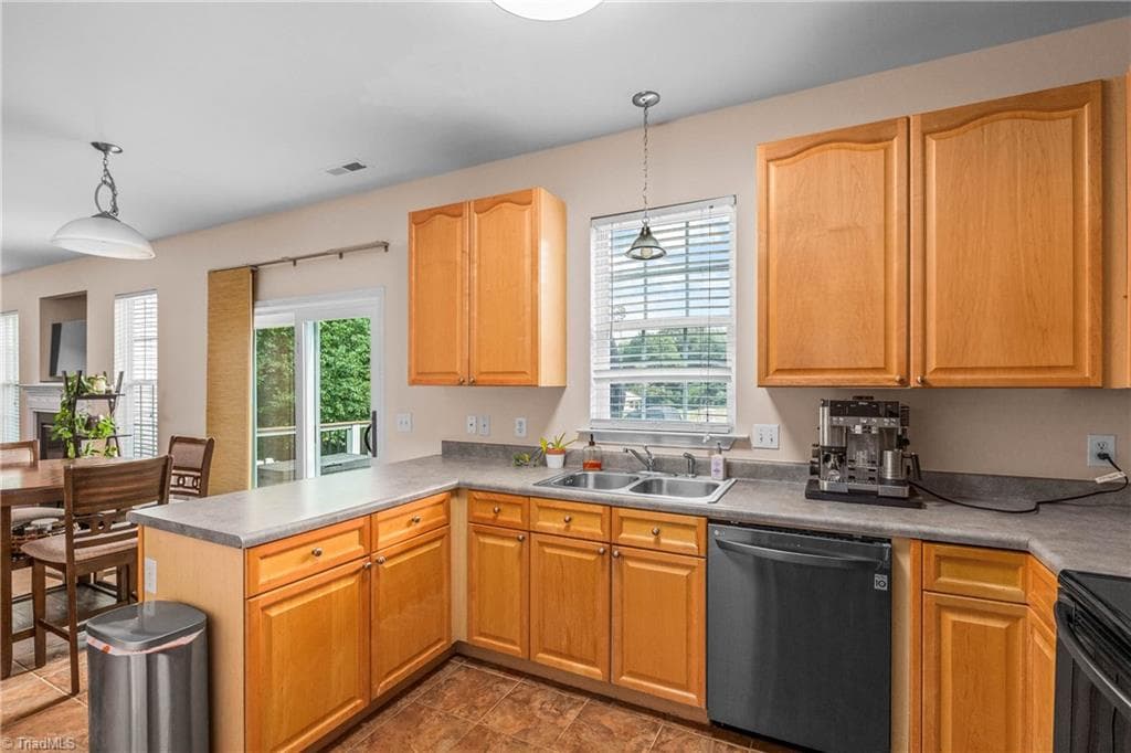 Stick/Site Built at 104 Hidden Branches Court, Kernersville NC 27284, photo 19 of 36