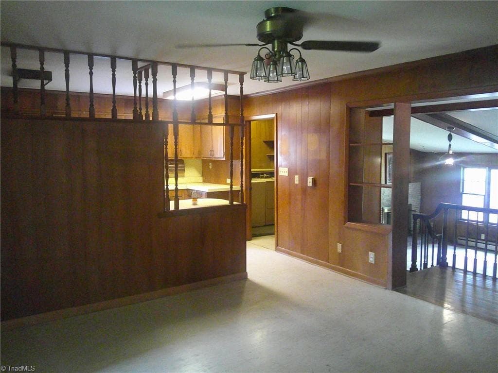Stick/Site Built at 320 E Vandalia Road, Greensboro NC 27406, photo 3 of 15