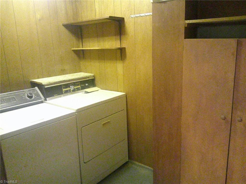 Stick/Site Built at 320 E Vandalia Road, Greensboro NC 27406, photo 14 of 15