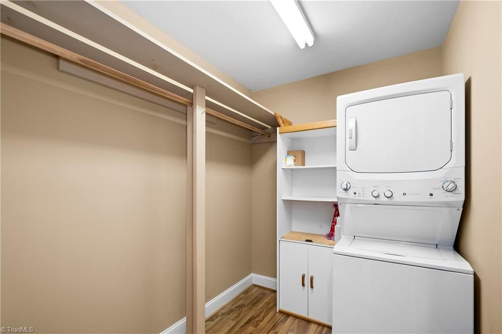Stick/Site Built at 590 N Peace Haven Road, Winston-Salem NC 27104, Winston-Salem, photo 18 of 35