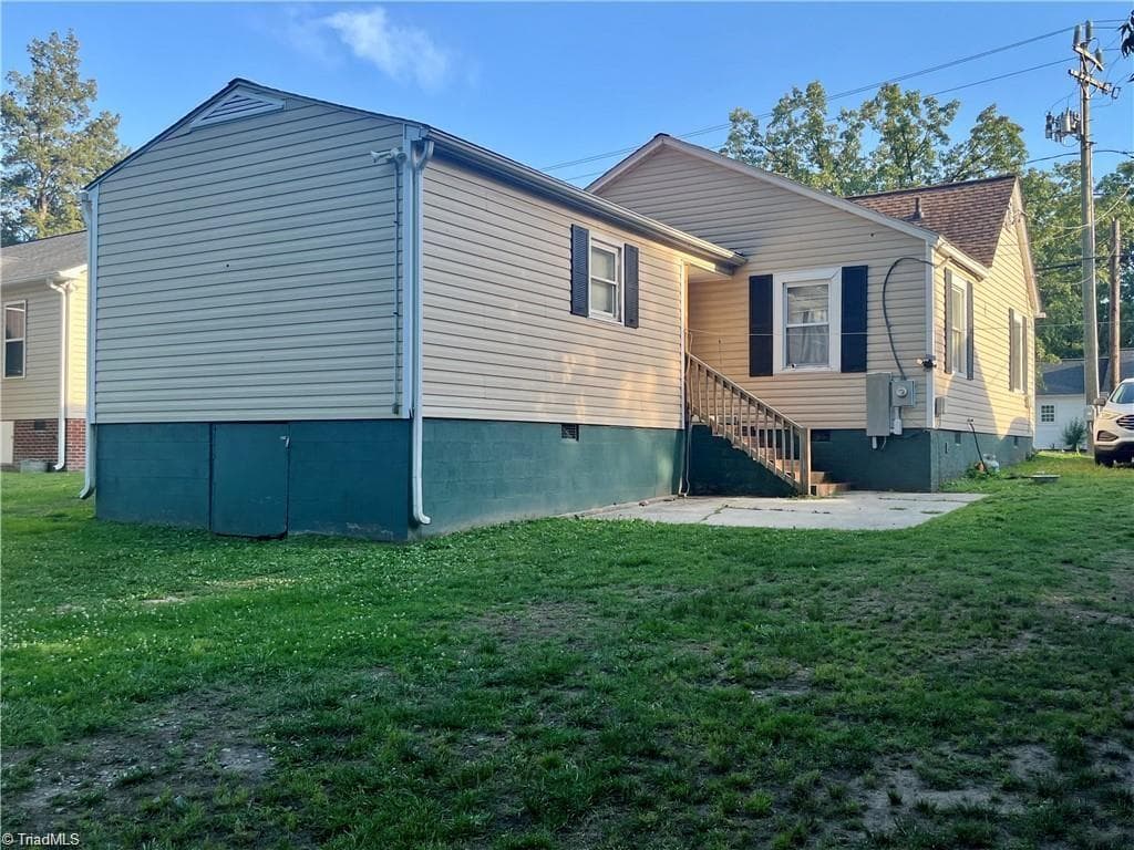 Stick/Site Built at 608 Unity Street, Thomasville NC 27360, Thomasville, photo 12 of 13