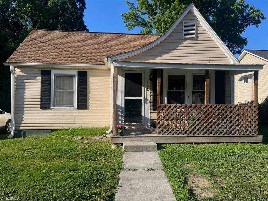 608 Unity Street, Thomasville NC 27360