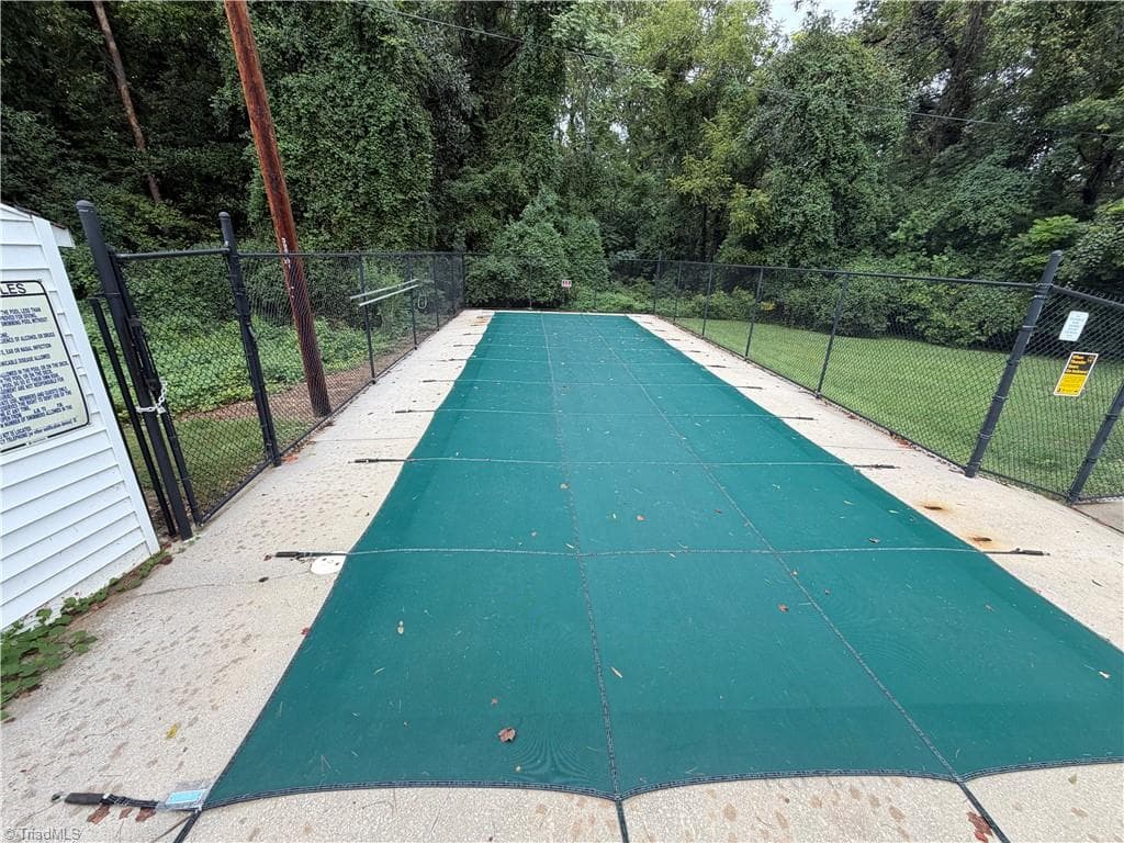 Stick/Site Built at 1828 Villa Drive, Greensboro NC 27403, Greensboro, photo 31 of 36