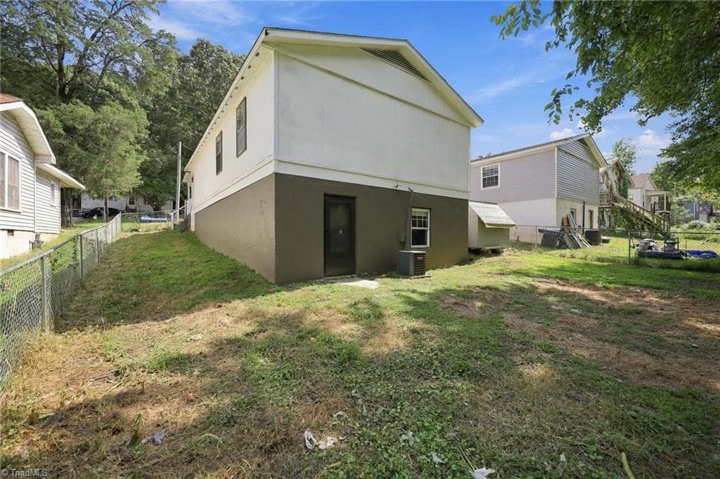 Stick/Site Built at 1627 N Hamilton Street, High Point NC 27272, photo 23 of 26