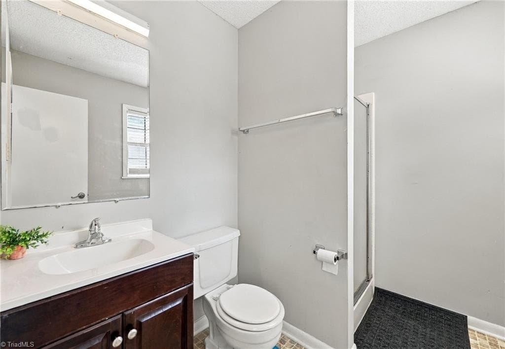 Stick/Site Built at 1627 N Hamilton Street, High Point NC 27272, photo 10 of 26