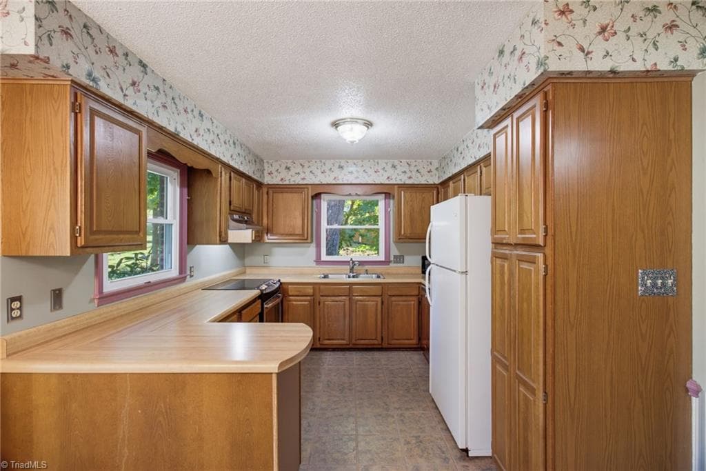 Stick/Site Built at 1418 Rock Spring Street, Greensboro NC 27405, photo 11 of 40