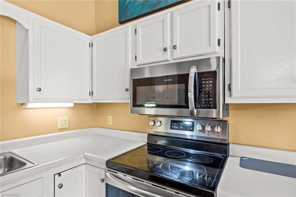 Stick/Site Built at 4419 Lake Walk Drive, Greensboro NC 27410, photo 12 of 46