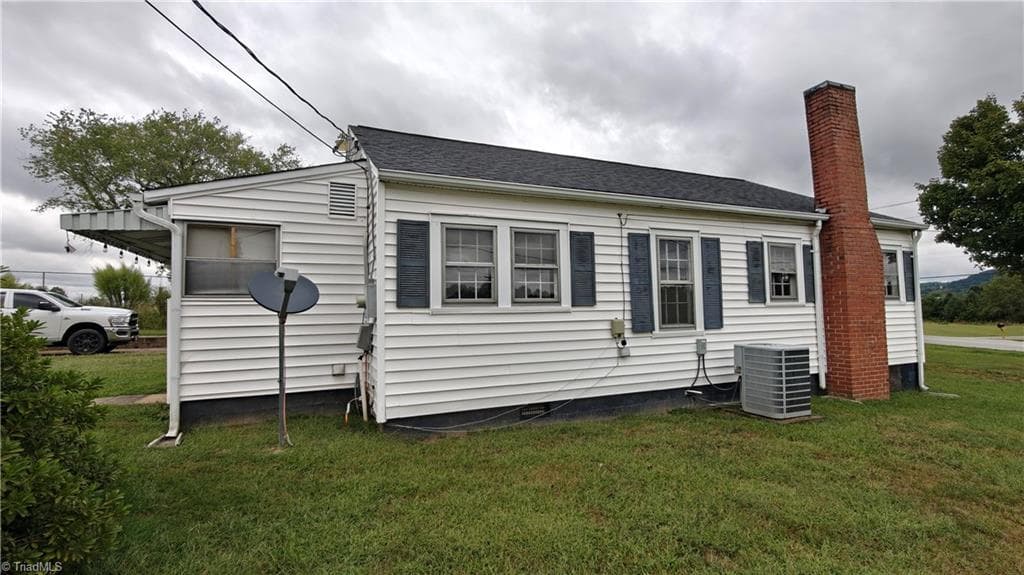 5441 US Highway 21, Jonesville NC 28642