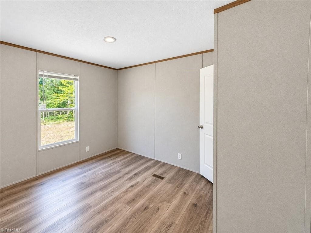 Manufactured Home at 211 Paul Workman Road, Lexington NC 27292, Lexington, photo 14 of 22