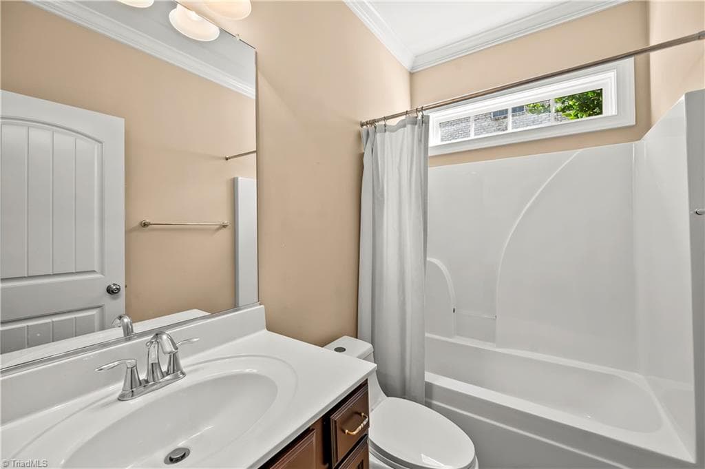 Full bath with tub-shower combo - 1249 Meadow Chase Drive, Lewisville NC 27023, Lewisville