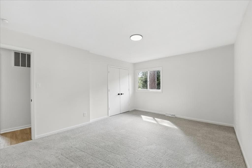 Stick/Site Built at 4103 Hickory Tree Lane, Greensboro NC 27405, photo 9 of 16