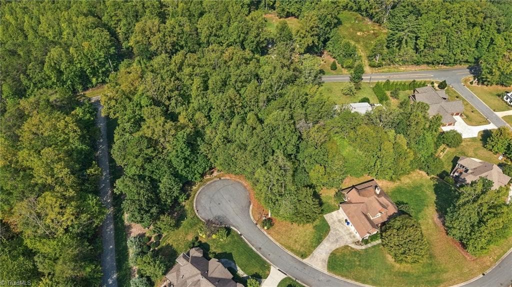 Single Family Residence at 2730 Spicewood Trails Lane, Pfafftown NC 27106, photo 11 of 12