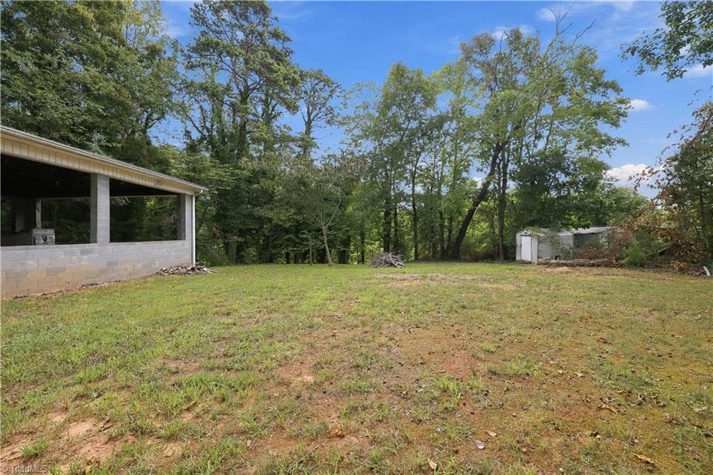 Duplex at 5038 Pinewood Drive, Winston-Salem NC 27106, Winston-Salem, photo 39 of 62
