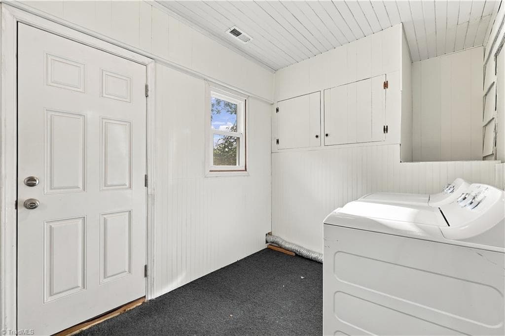 Duplex at 5038 Pinewood Drive, Winston-Salem NC 27106, Winston-Salem, photo 35 of 62
