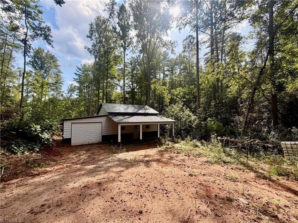 Single Family Residence at 3375 Etta Heights, Morganton NC 28655, Morganton, photo 10 of 18