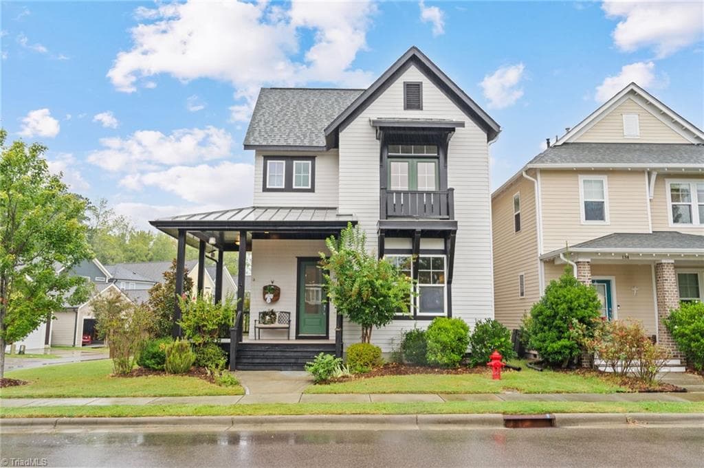 140 Rock Ledge Drive, Chapel Hill NC 27516