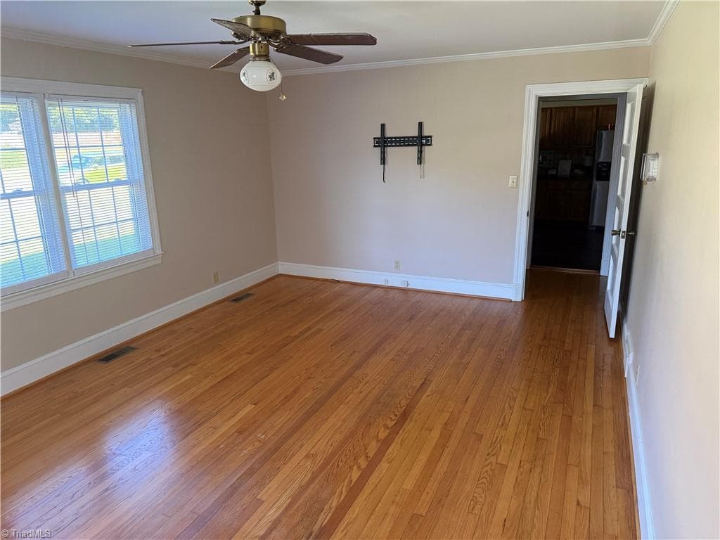 Stick/Site Built at 218 Center Street, Kernersville NC 27284, photo 26 of 46