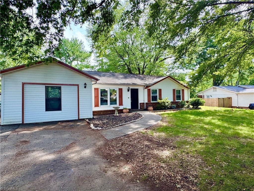 Stick/Site Built at 213 S Vandala Court, King NC 27021, King, photo 11 of 50