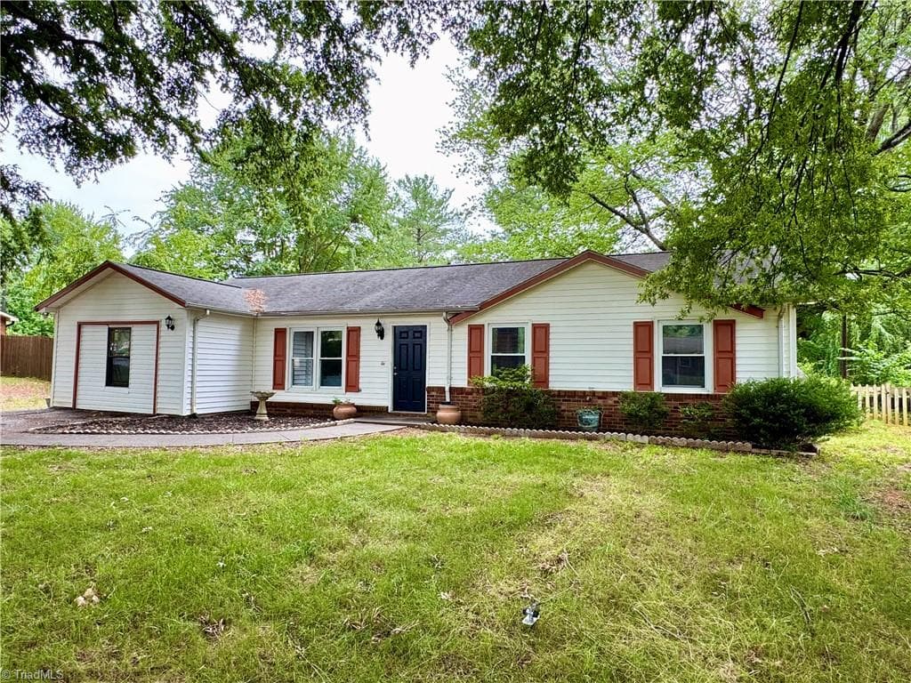 Stick/Site Built at 213 S Vandala Court, King NC 27021, King, photo 5 of 50
