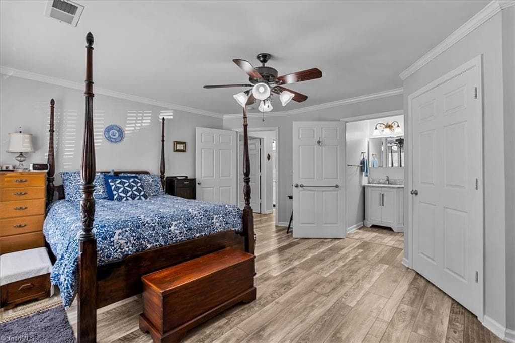 Stick/Site Built at 3716 Cotswold Avenue # B, Greensboro NC 27410, photo 26 of 35