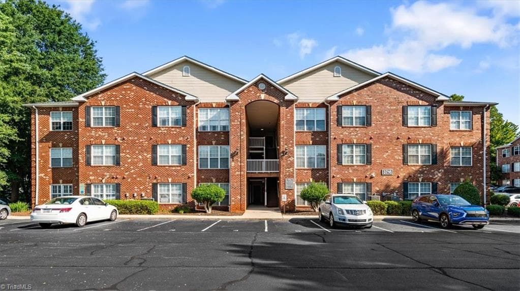 3716 Cotswold Avenue # B, Greensboro NC 27410