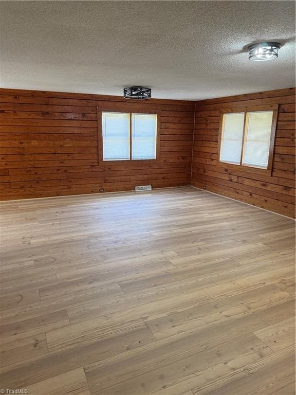Stick/Site Built at 1037 Sues Farm Lane, Yadkinville NC 27055, Yadkinville, photo 19 of 26