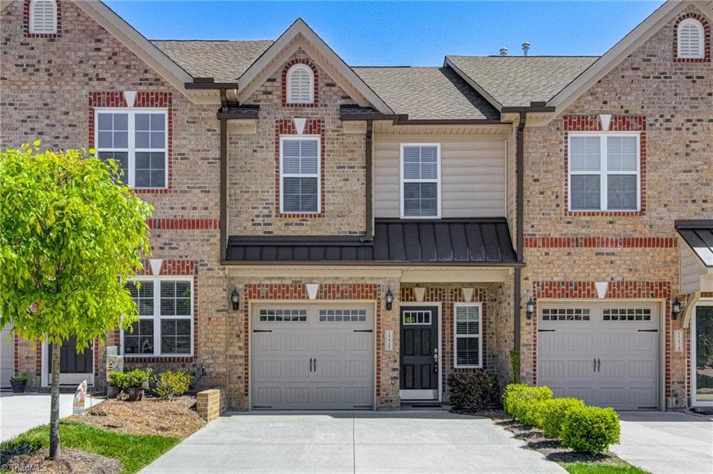 1228 United Court, Winston-Salem NC 27103