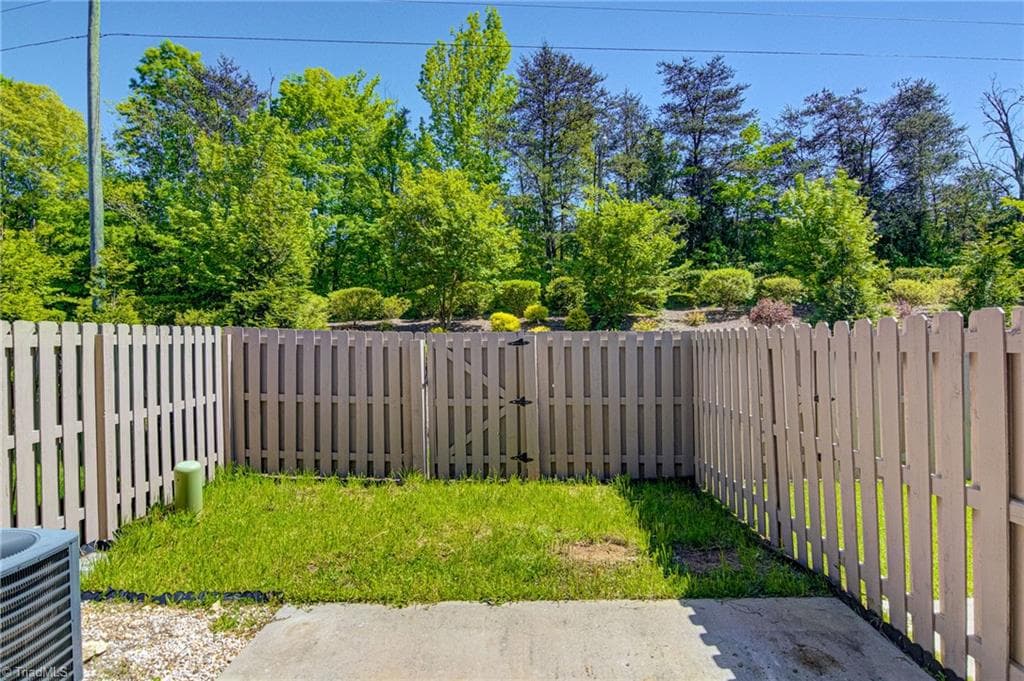 Stick/Site Built at 1228 United Court, Winston-Salem NC 27103, Winston-Salem, photo 28 of 31
