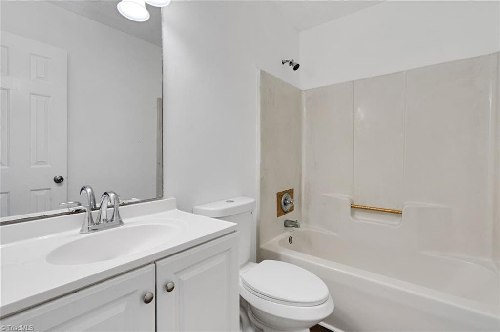 Stick/Site Built at 104 Lasalle Way, Greensboro NC 27406, photo 28 of 41
