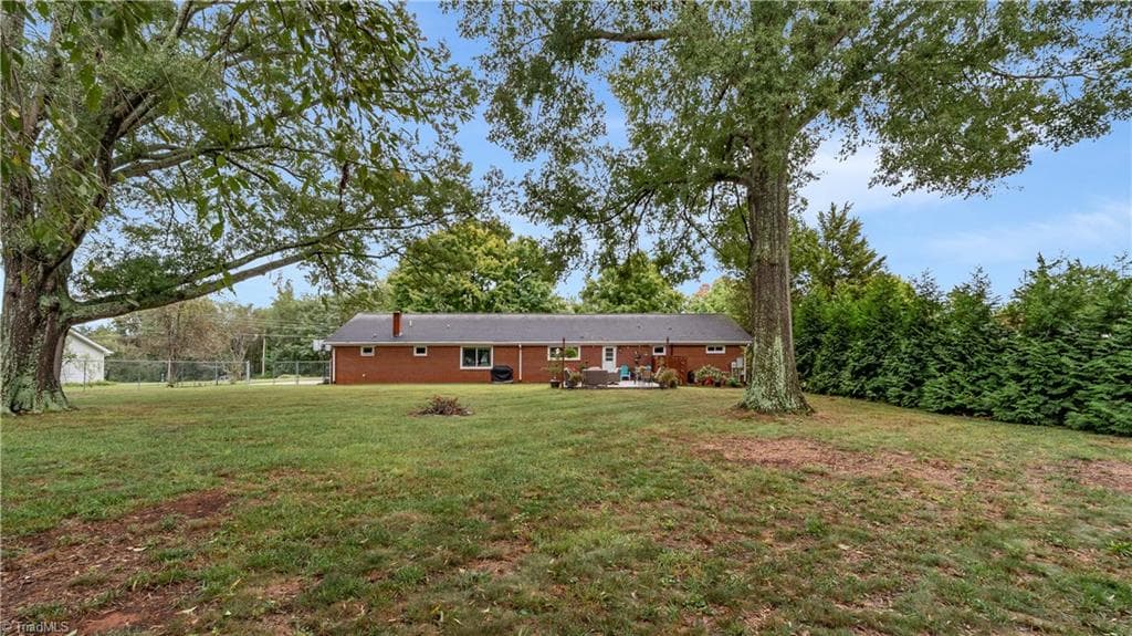 Stick/Site Built at 3801 Mulberry Lane, High Point NC 27265, photo 22 of 48