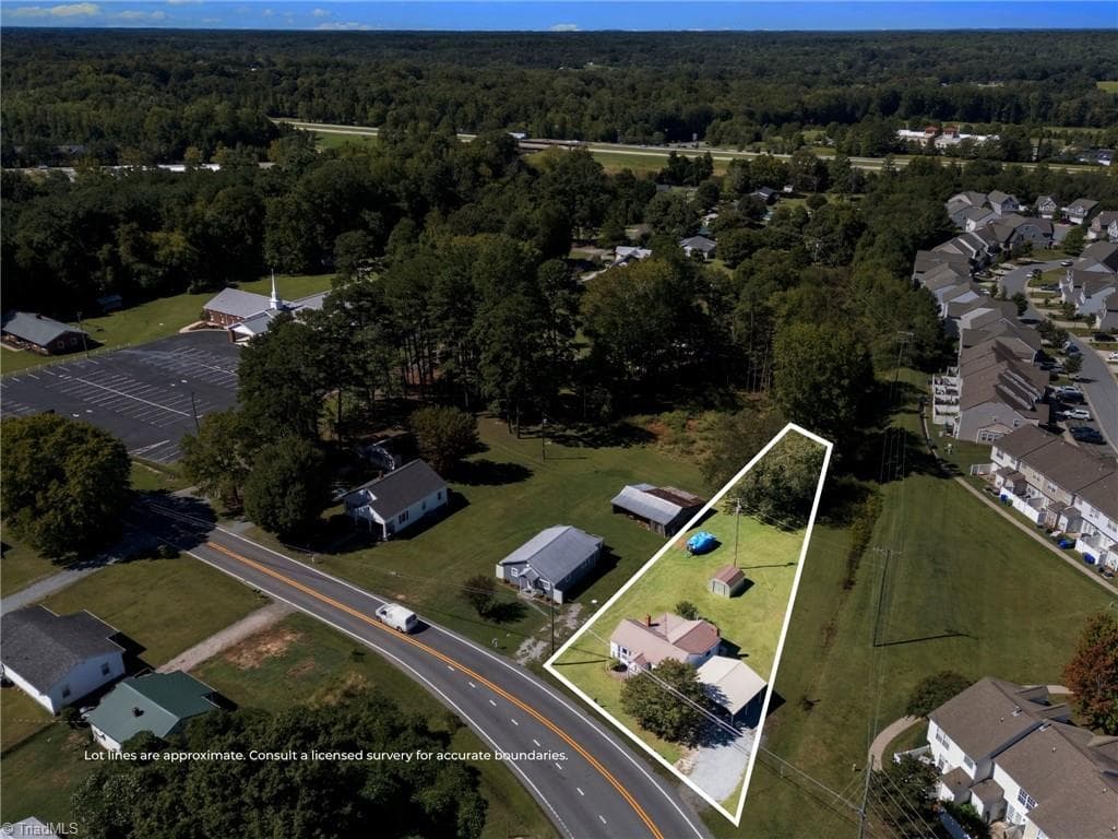 Lot lines approximate for visual reference only, consult surveyor for exact property lines. - 24 Forest Hill Road, Lexington NC 27295, Lexington