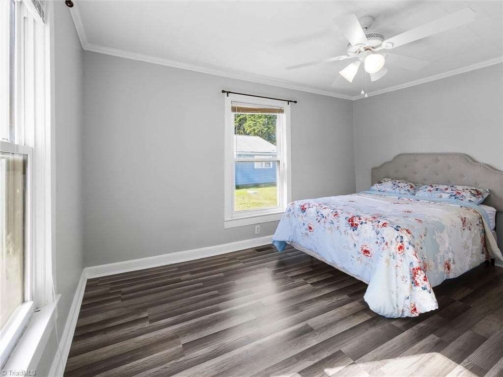 Primary bedroom off living area - 24 Forest Hill Road, Lexington NC 27295, Lexington