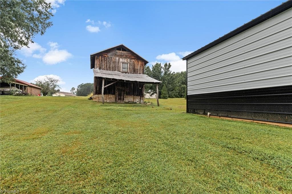 Stick/Site Built at 147 E Old Mckinney Road, Mount Airy NC 27030, Mount Airy, photo 39 of 42
