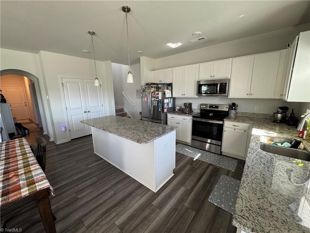 Stick/Site Built at 4772 Bell West Drive, Kernersville NC 27284, photo 10 of 37