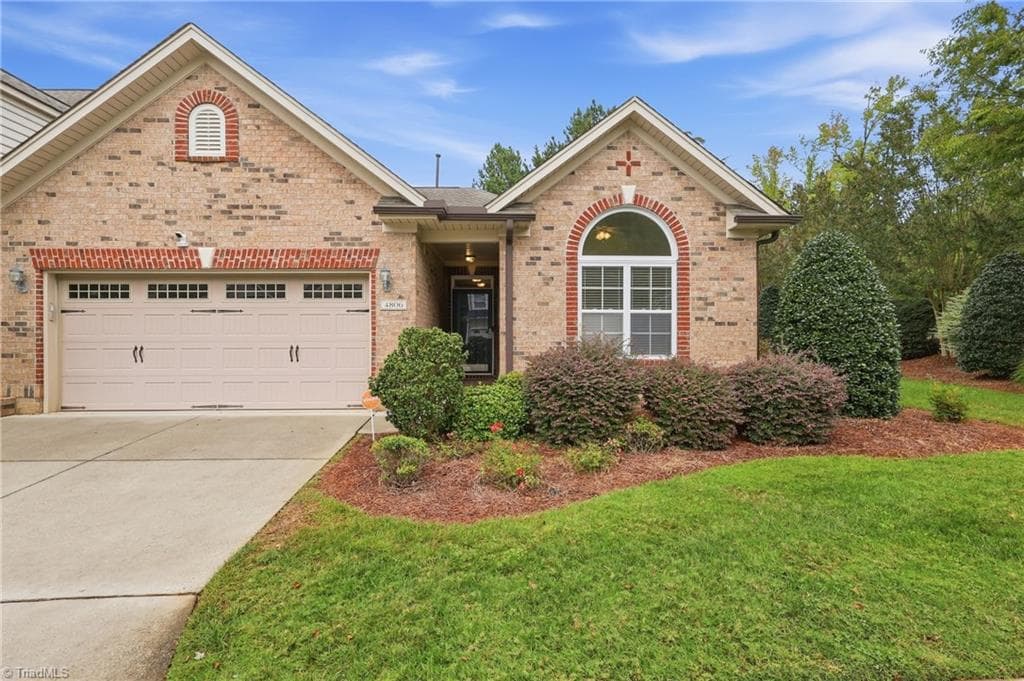 4806 Sterling Brooke Lane, Winston-Salem NC 27103