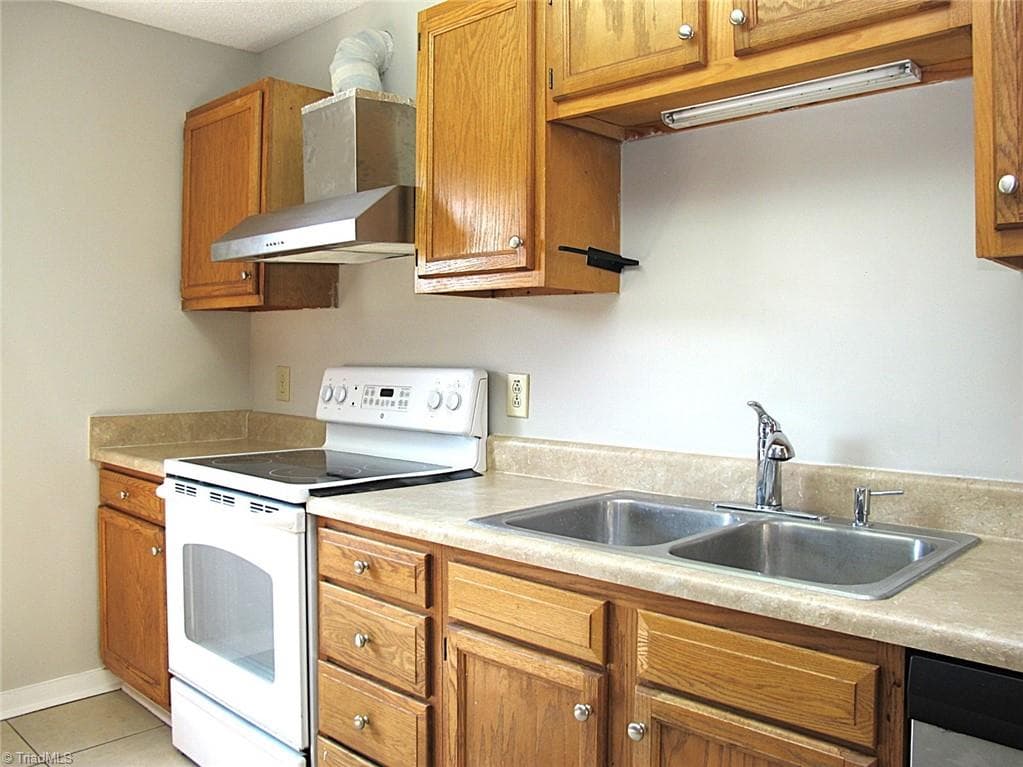 Stick/Site Built at 701 Pilgrim Ford Court, Clemmons NC 27012, Clemmons, photo 16 of 21